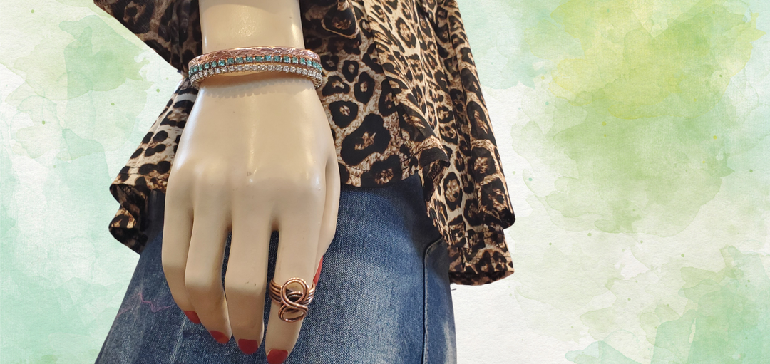 Handmade 4 Gauge Copper BIGGA Bangle by Alexa Martha - Cuff Bangle - Alexa Martha Designs