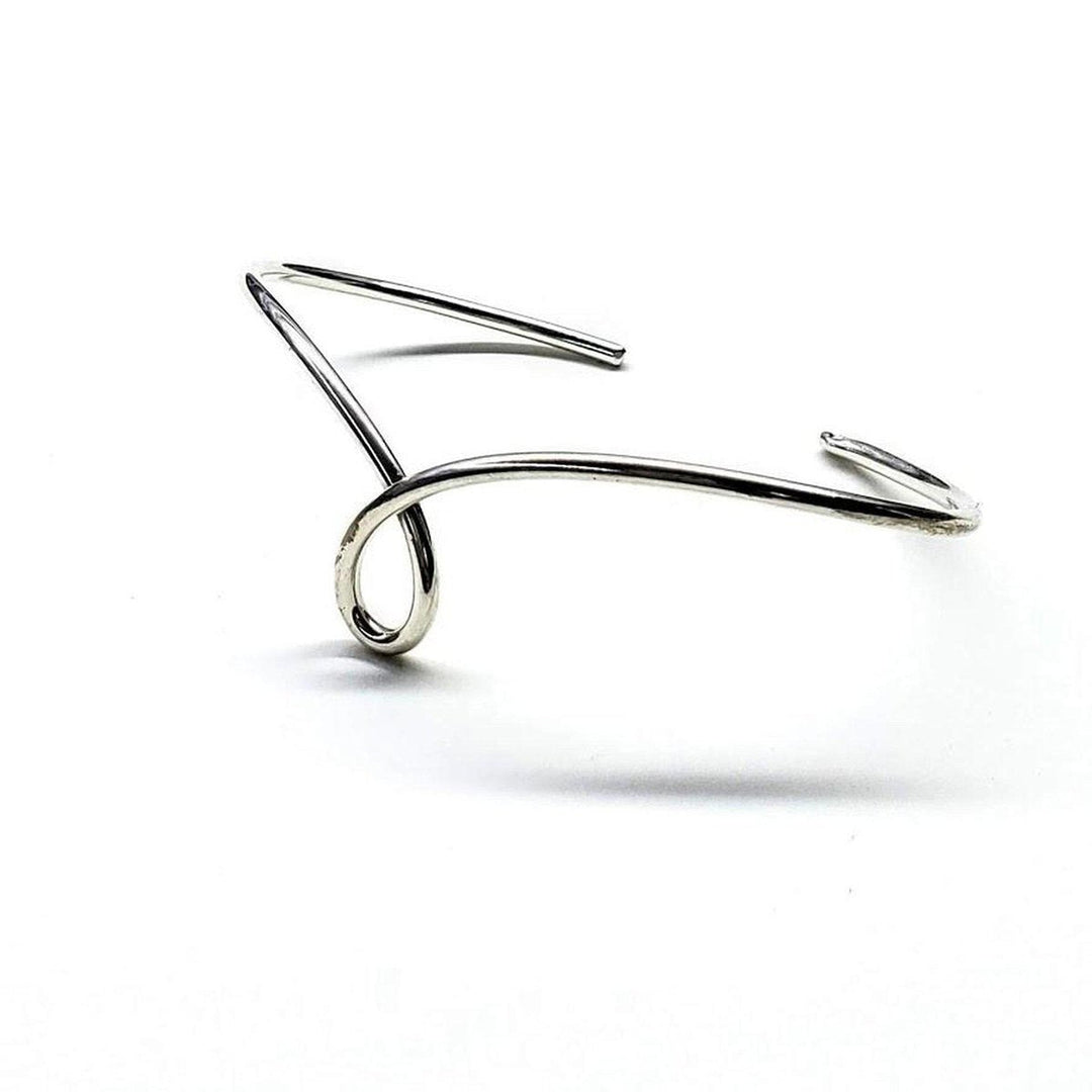 AMD1040 Silver Wire Sculpted Teardrop Bangle - Bracelet - Alexa Martha Designs   4525432700975