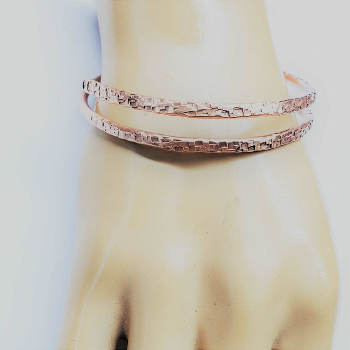 AMD1236 Full Overlap Copper Bangle - Bracelet - Alexa Martha Designs   7021318668335