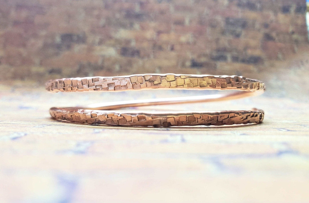 AMD1236 Full Overlap Copper Bangle - Bracelet - Alexa Martha Designs   7021318668335