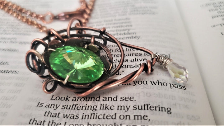 AMD1258 Handmade Wire Sculpted Green Crystal Copper Eye Necklace - Necklace - Alexa Martha Designs   8285274538288