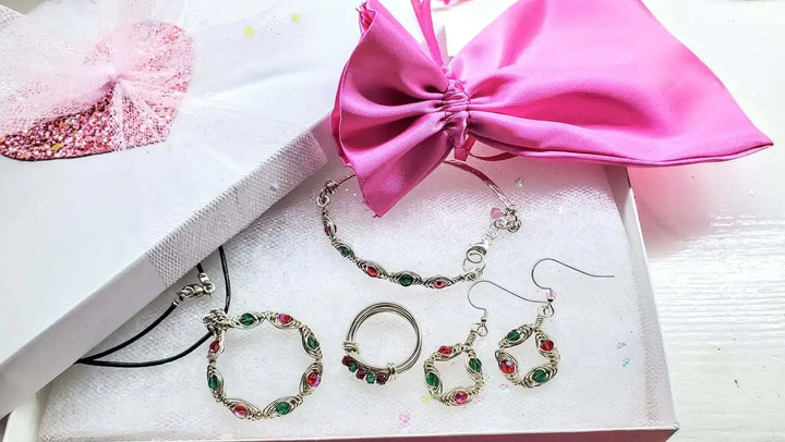 AMDCHB1155-12025 Limited Edition Wire Woven Sterling Silver RedJewelry SetsJewelry Set$ 324.00Alexa Martha Designs