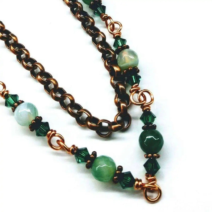 24 inches emerald agate wire wrapped necklace featuring emerald-striped agate gemstones and Swarovski crystals.