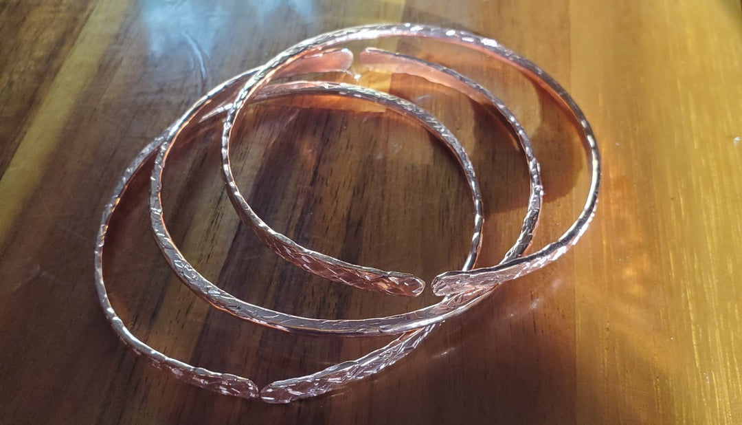 Stackable Hammered Double Canted Angle Bangles