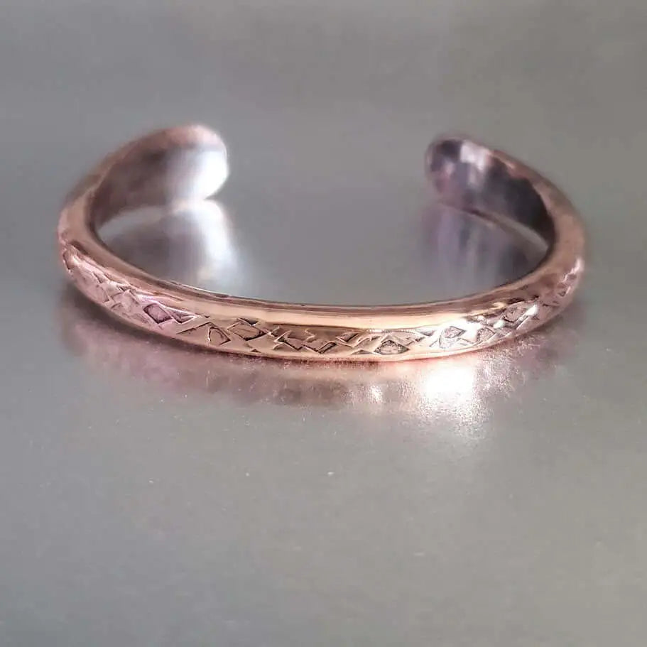 AMD1289-2Handmade 2 ounce 6 Gauge Copper Hammered BIGGA BangleJewelryBracelet$ 51.00Alexa Martha Designs