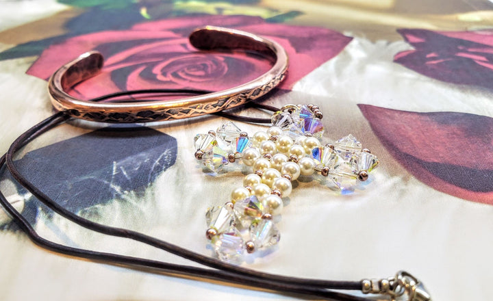 AMD1289Handmade 2 ounce 6 Gauge Copper Hammered BIGGA BangleJewelryBracelet$ 50.00Alexa Martha Designs