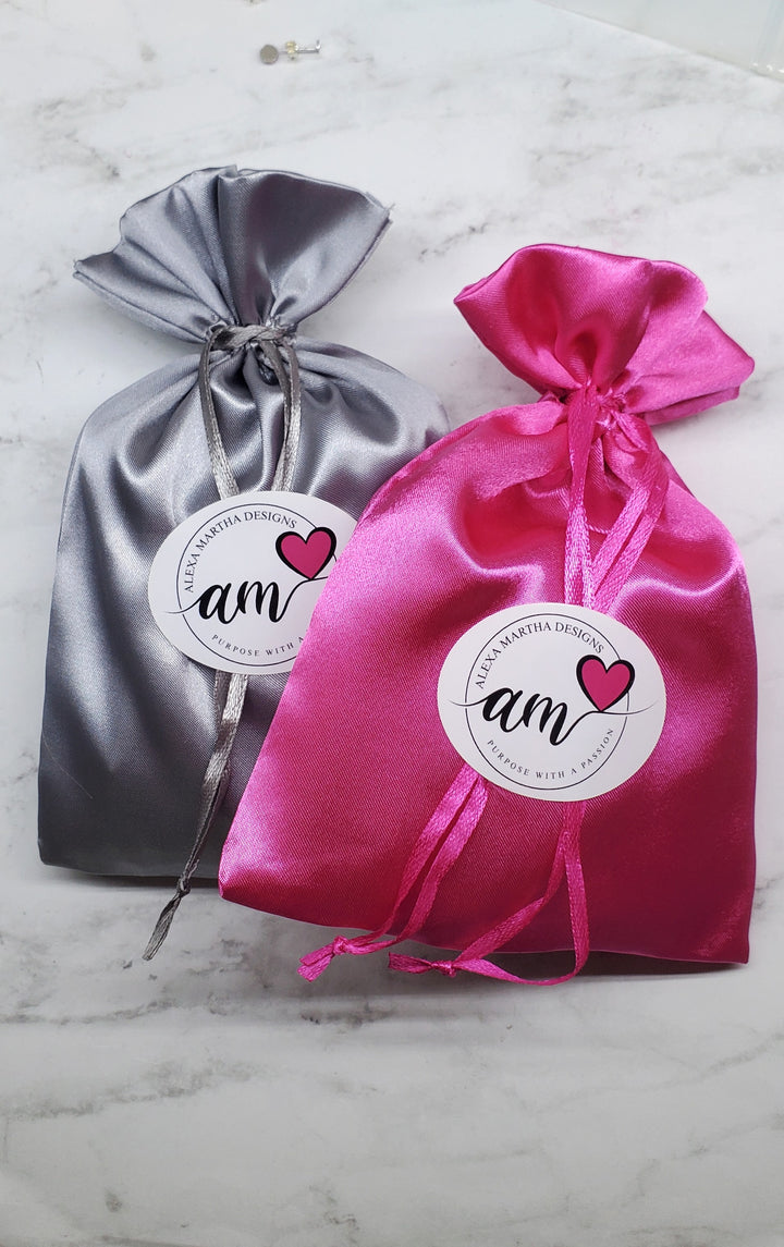 AMD1189Handmade Sculpted Teardrop Bangle by Alexa Martha DesignsJewelryBracelet$ 30.00Alexa Martha Designs