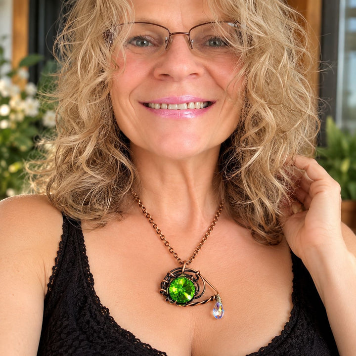 Wire Sculpted Green Eye Crystal Teardrop Necklace