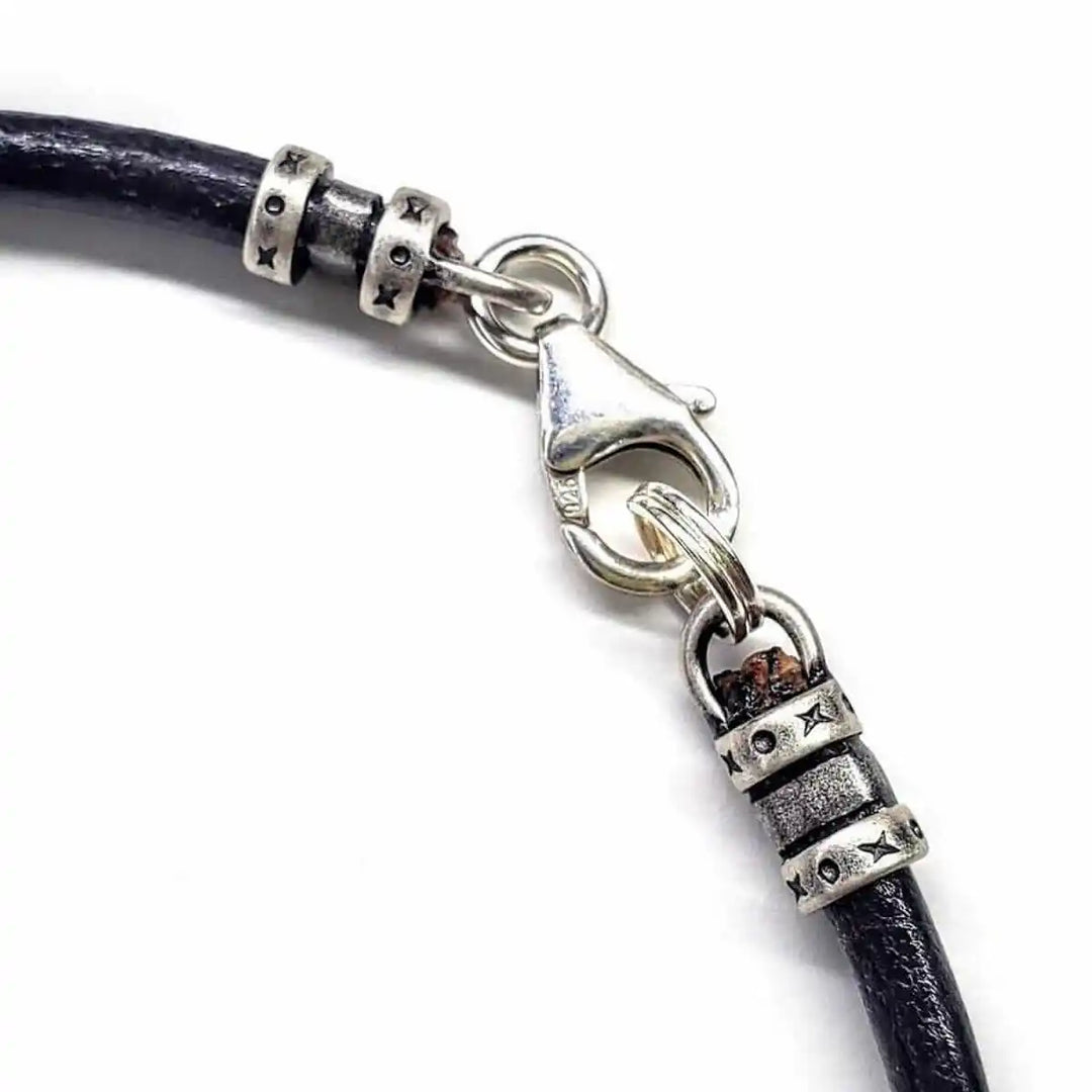 Close-up of the clasp and embellishments on the Patriotic Red White Blue Beaded Bead Leather Bracelet.