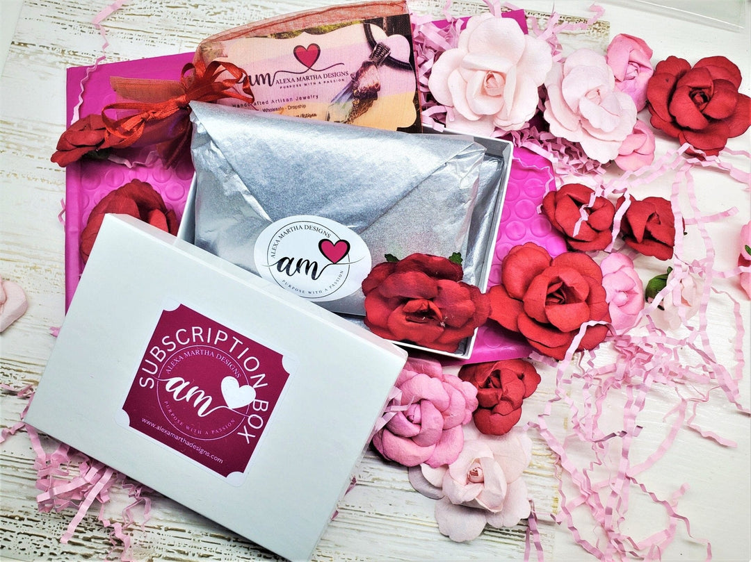 AMDS007Handmade Ergonomic Earrings from Past Glam Subscription BoxJewelryEarrings$ 77.00Alexa Martha Designs